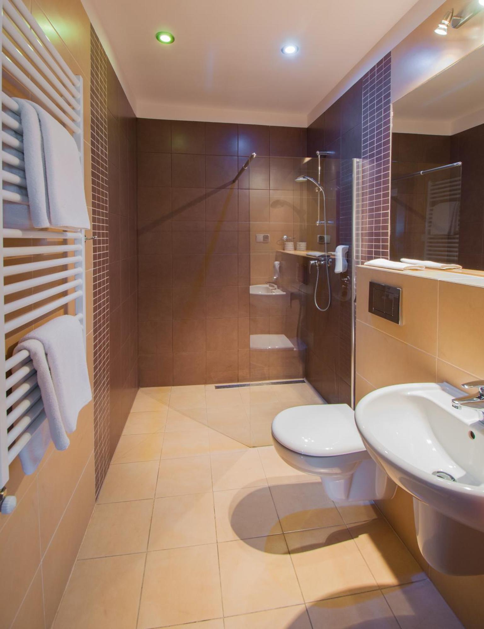 Hotel Camping Malta Poznań Esterno foto