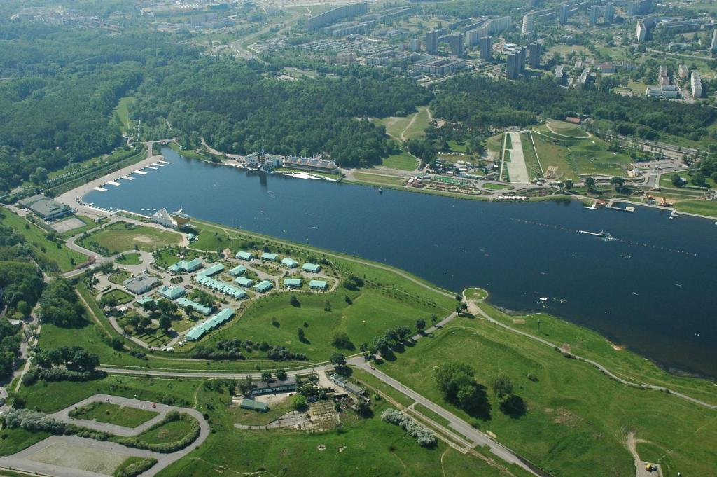 Hotel Camping Malta Poznań Esterno foto