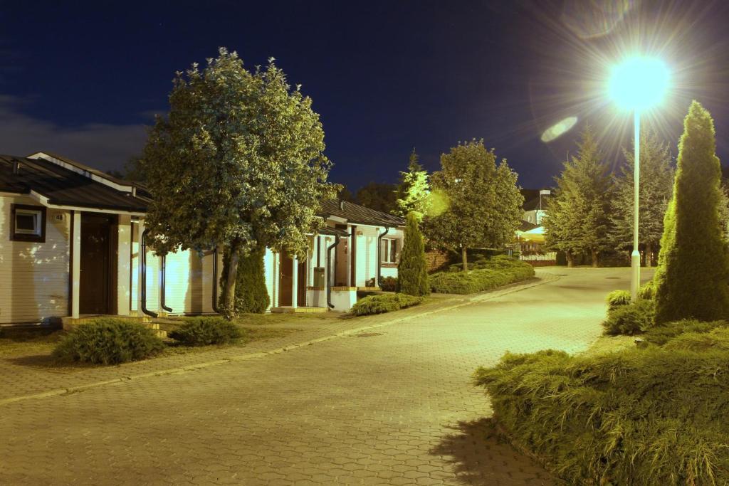 Hotel Camping Malta Poznań Esterno foto