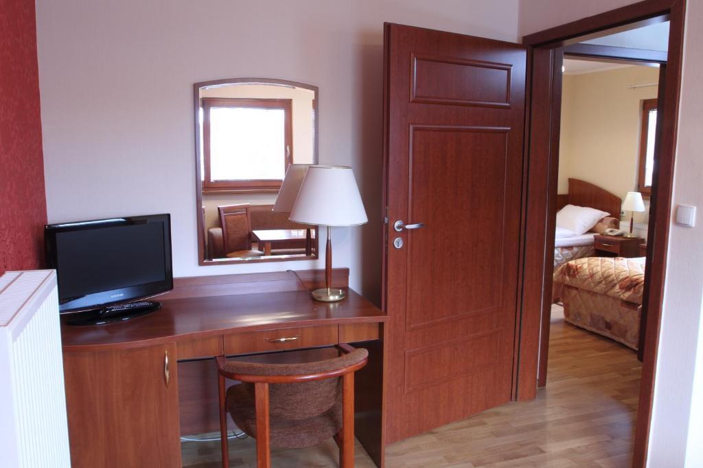 Hotel Camping Malta Poznań Esterno foto